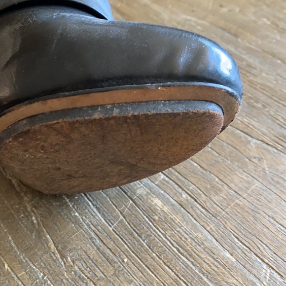 Gold hardware booties - Picture 5 of 8